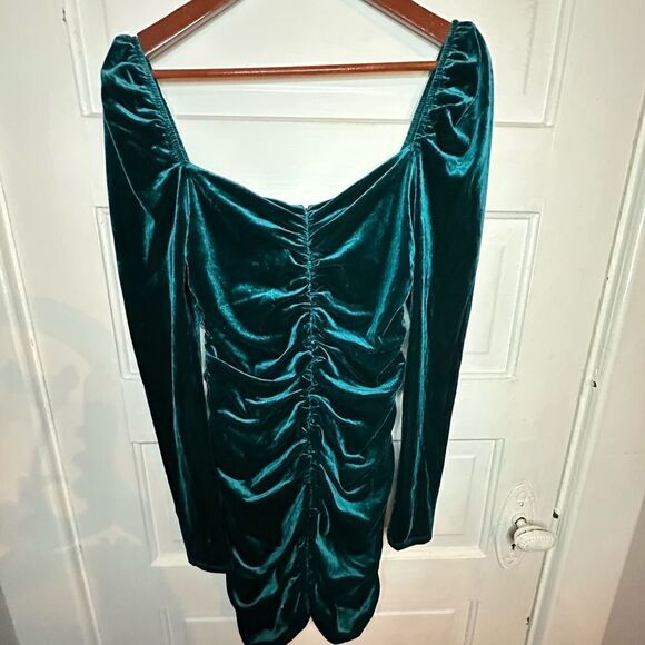 NWTs Lovers + Friends Andie Mini Dress Size Medium - Picture 9 of 13